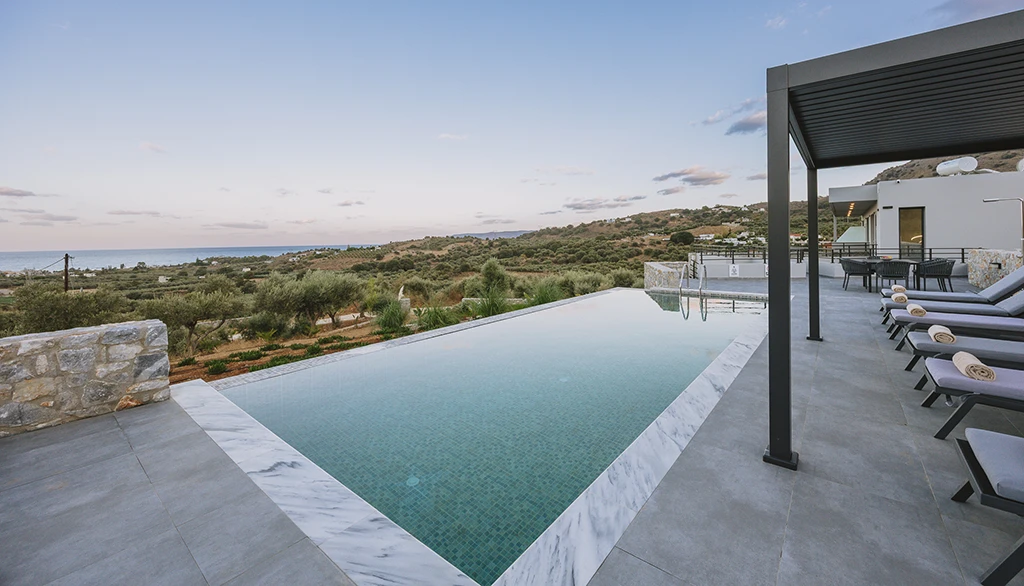 villa ori pisina thea